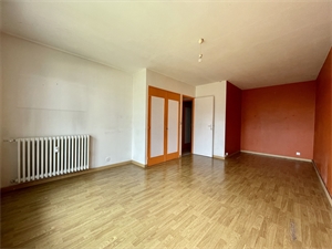 appartement à la vente -   27000  EVREUX, surface 32 m2 vente appartement - APR716302